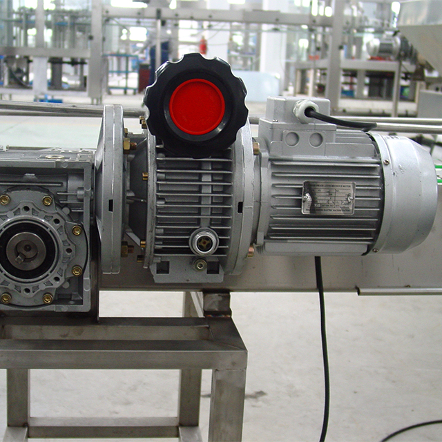 De automatische Snijmachine van de Gallonfles voor de Productielijn van het Gallonwatervat